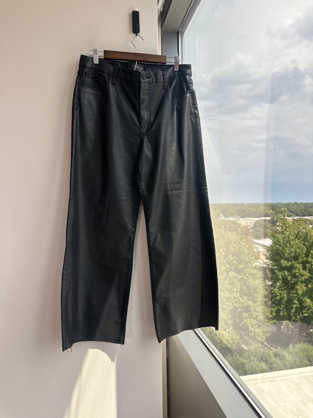 KUT from the Kloth Women's Meg Black Faux Leather Wide Leg Raw Hem Trousers 12